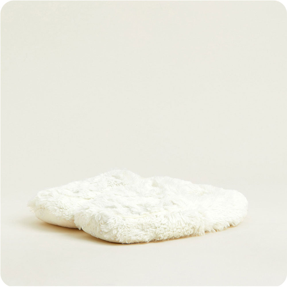 FW-SLI-1-Cream-Slippers-04-Crop_4ae89707-8f75-4b45-89db-655f9fde1e3f-1