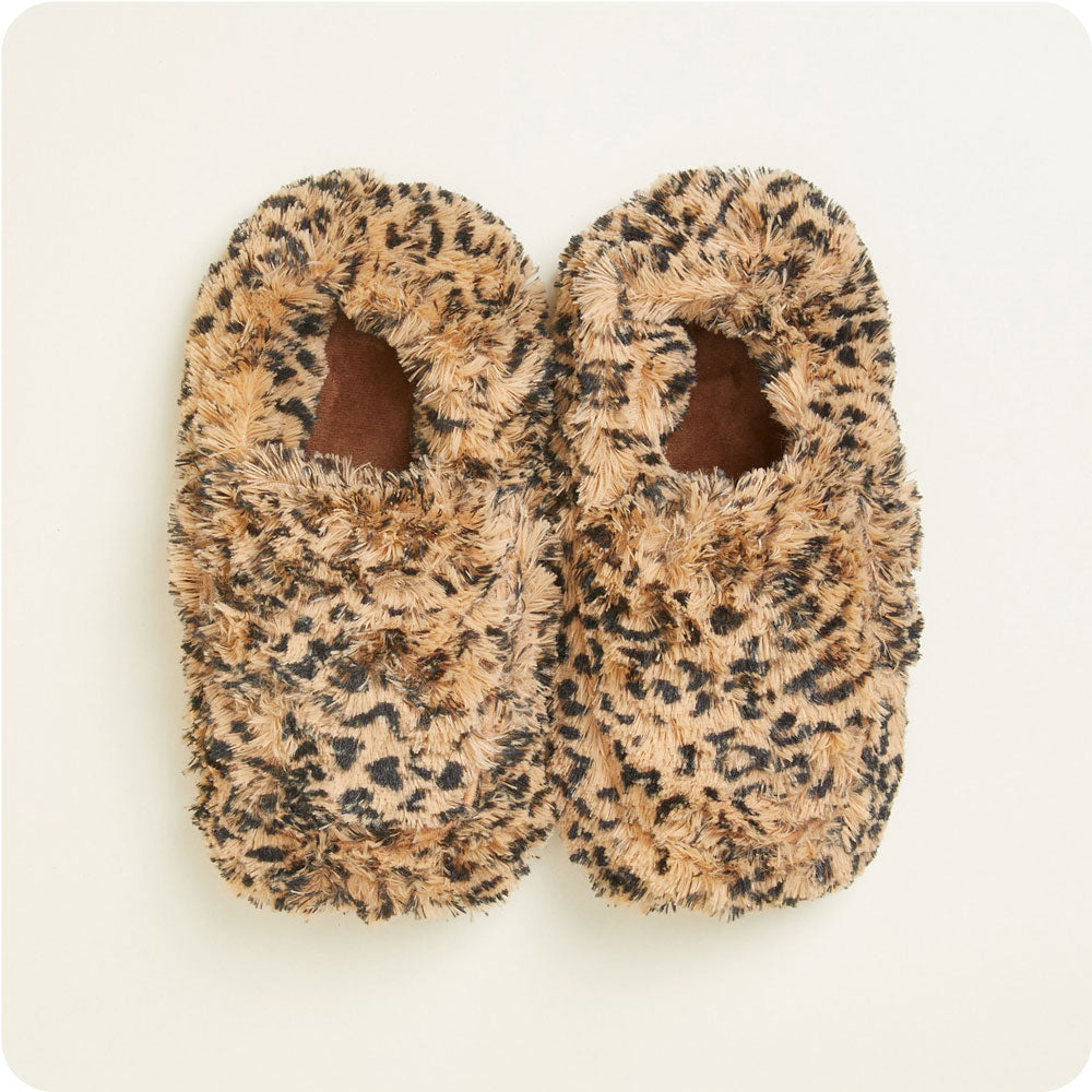FW-SLI-5-Leopard-Slippers-01-Crop_75070450-8a2f-49fd-a19b-2a5c067518eb