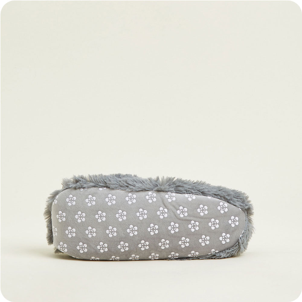 FW-SLI-6-Gray-Slippers-05-Crop_2bfb3f05-6508-4b1a-80be-76e0b99de273-2