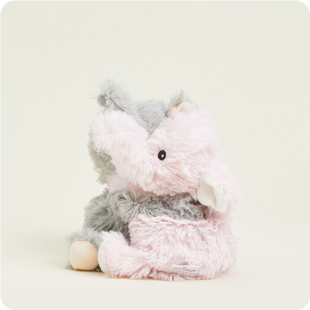 HUGS-ELE-1-Elephant-Hugs-02-Crop-2