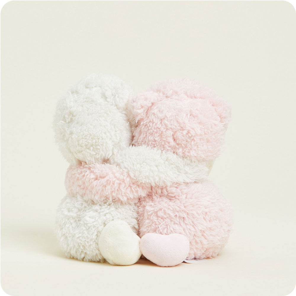 HUGS-LLA-1-Llama-Hugs-03-Crop-4